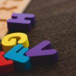 Klocki drewniane literki.